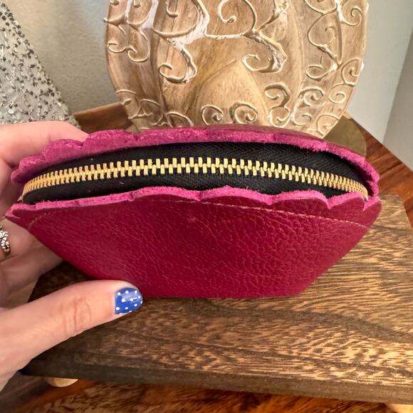 Portland Leather Marigold Pouch ORCHID PLG FAST SHIP Red Leather Purse Organizer - Picture 4 of 5